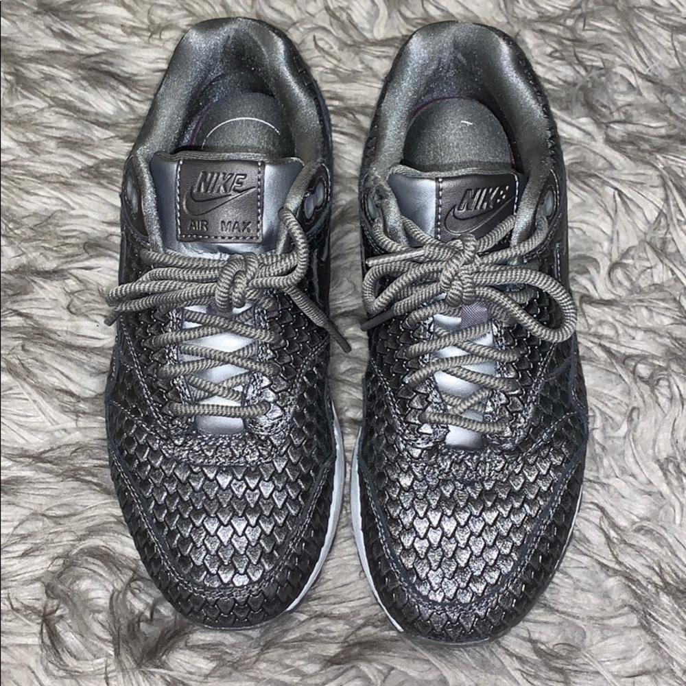 Nike Air Max-UNIQUE SNAKE SKIN PRINT